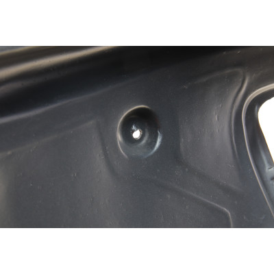 Підкрилок (передній) BMW 5 (E60/E61) 02-10 (R)