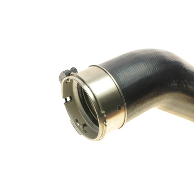 Патрубок інтеркулера (L) BMW 5 (F10/F11/F07) 2.0d 10-17 (N47)