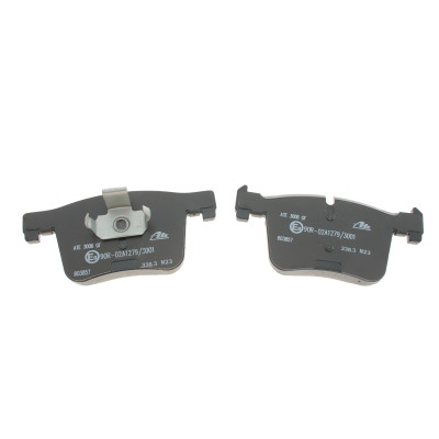 Колодки гальмівні (передні) BMW 1 (F20)/2 (F22)/3 (F30)/4 (F32)/ X3 (F25) 11- (Bosch)