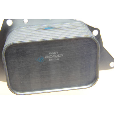 Радіатор масляний BMW 1 (F20/F21)/2 (F45) 1.5/2.0D 15- B37/B38/B46/B48