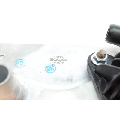 Радіатор масляний BMW 5 (F10, F18) 3.0i 10-/7 (F01, F02, F03, F04) 3.0/4.4i 08- N55/N63/N74