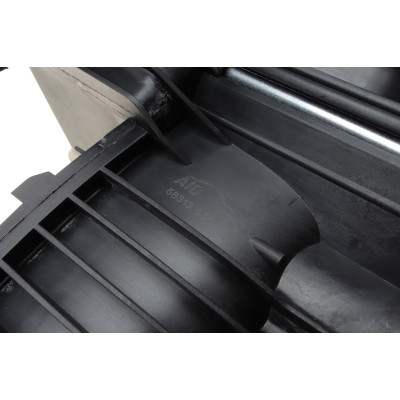 Колектор впускний BMW 3 (E90/F30) 2.0d 10-16 (N47) (без регулювального елементу) (з прокладкою)