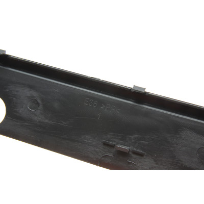 Панель кріплення номерного знака BMW 3 (E36) 92-99 (M-Technic) Панель кріплення номерного знака BMW 3 (E36) 92-99 (M-Technic)