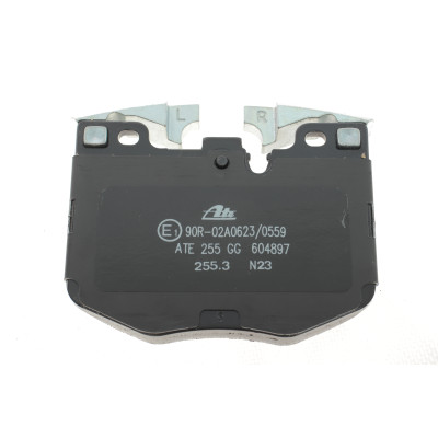 Колодки гальмівні (передні) BMW 3 (G20) 18-/5 (G30/F90)/7 (G11/G12) 15- (Brembo)
