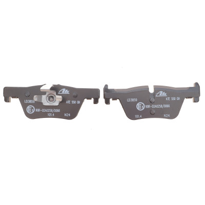 Колодки гальмівні (задні) BMW 1 (F20/F21)/ 2 (F22/F23)/ 3 (F30/F31/F34)/4 (F32/F36) 11- (Bosch) ATE Ceramic