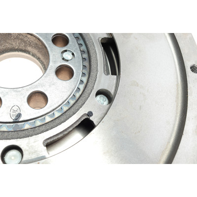 Демпфер + комплект зчеплення BMW 3 (E30/E36)/5 (E28/E34/E39) 83-03 M21/M51