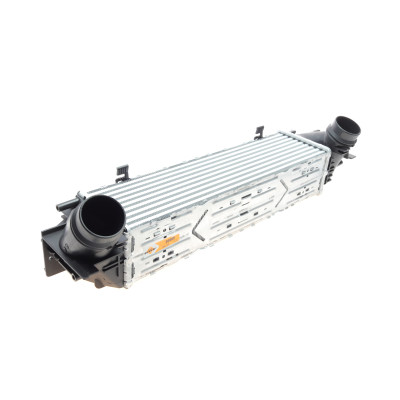 Радіатор інтеркулера BMW 5 (F10/F11) 10-17