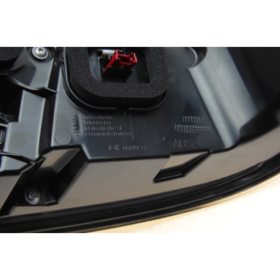 Ліхтар задній BMW 5 (G30/G31/G38/F90) 17-20 (L)