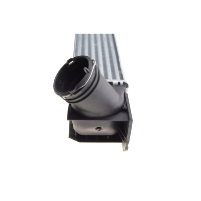 Радіатор інтеркулера BMW 1 (E81/E82/E87/E88)/3 (E90/E91)/X1 (E84) 2.0 04-15