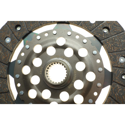 Комплект зчеплення BMW 1(E87)/3(E46/E90/E91)/5(E60/E61) 01-17 M47/N20/N52/N53 (d=240mm) (+вижимний)
