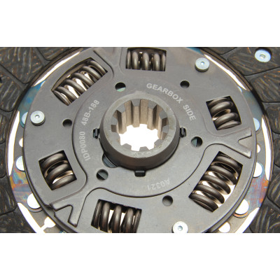 Комплект зчеплення BMW 3 (E30/E36) 87-00/5 (E34) 89-96 M43/M40/M42/M44 (d=215mm) (+выжимной)