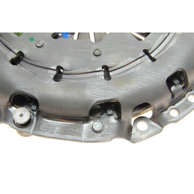 Демпфер + комплект зчеплення BMW 5 (E60)/X3 (E83) 02-10 M57 D30