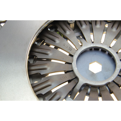Демпфер + комплект зчеплення BMW 5 (F10) 10-14 N47 D20