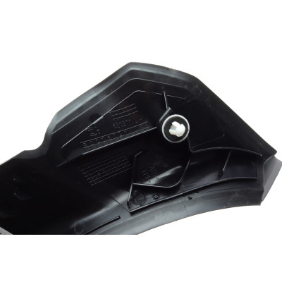 Накладка ліхтаря (заднього) BMW 5 (G30/F90) 17-20 (L)