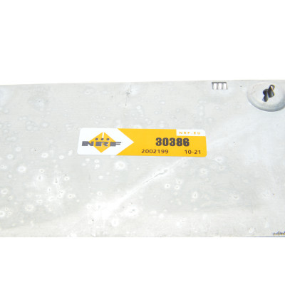 Радіатор інтеркулера BMW (E90/E92/E91)/X1 (E84) 2.0D/3.0D 06-15 M57/N47