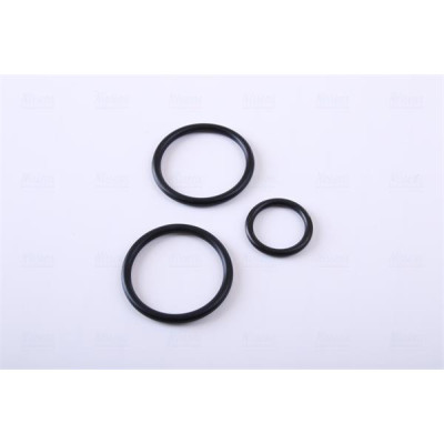 Радіатор охолодження BMW 5 (E60)  520D-535D