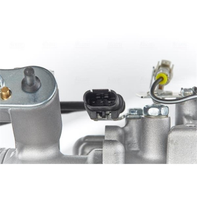 Компресор кондиціонера BMW 3 (F30/F80)/5 (F10//F11)/7 (F01/F02/F03) 2.0i/3.0D 08-18