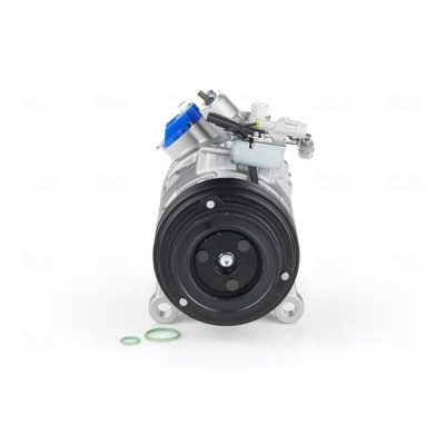 Компресор кондиціонера BMW 3 (F30/F80)/5 (F10//F11)/7 (F01/F02/F03) 2.0i/3.0D 08-18