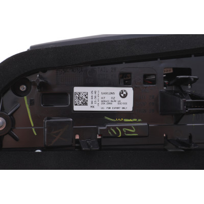 Ліхтар задній BMW X5 (G05) 18- (L) (на кришку багажника) Ліхтар задній BMW X5 (G05) 18- (L) (на кришку багажника)