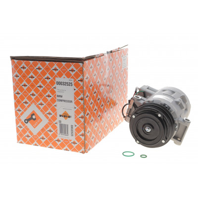 Компресор кондиціонера BMW (E60/E61) 3.0d/xd (M57) 02- (4PK/d=110mm) Компресор кондиціонера BMW (E60/E61) 3.0d/xd (M57) 02- (4PK/d=110mm)