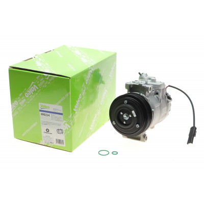 Компресор кондиціонера Hyundai Santa Fe 2.0/2.2 CRDi 12-18 Компресор кондиціонера Hyundai Santa Fe 2.0/2.2 CRDi 12-18
