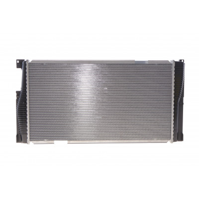 Радіатор охолодження BMW 5 (10/F11) 2.0 11-17 N20 Радіатор охолодження BMW 5 (10/F11) 2.0 11-17 N20