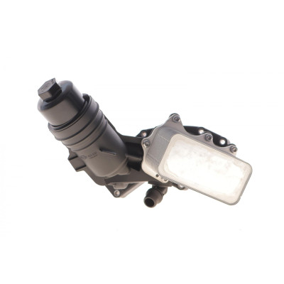 Корпус фільтра масляного (з радіатором) BMW 3 (F30/F31)/4 (F32/F33/F36)/7 (G11/G12) 3.0 15- B58